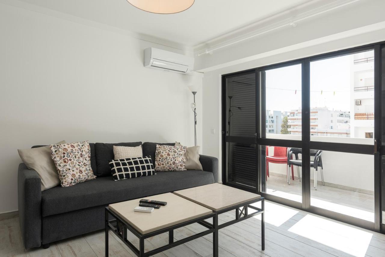 Chantal Apartment - Near The Beach - Quarteira Zewnętrze zdjęcie